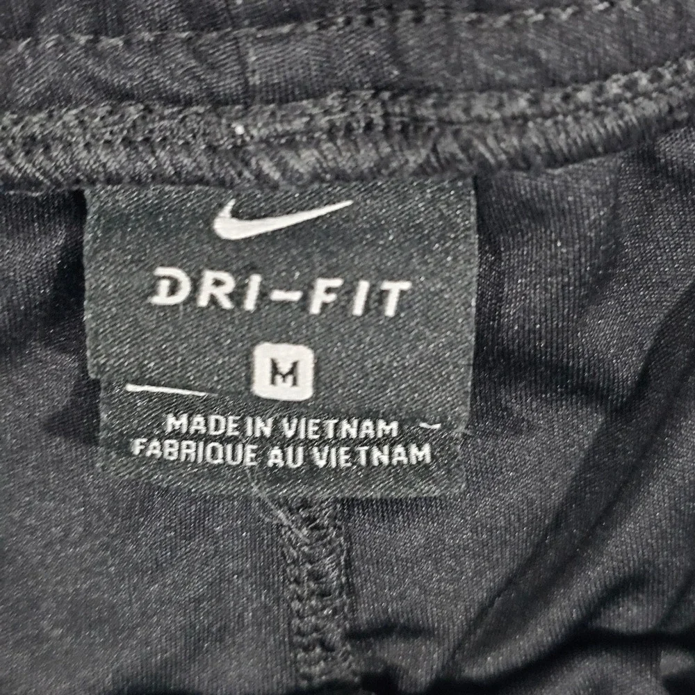 Nike Dri-FIT Mens M Black Graphic Athletic Training Shorts Camo Side Panels